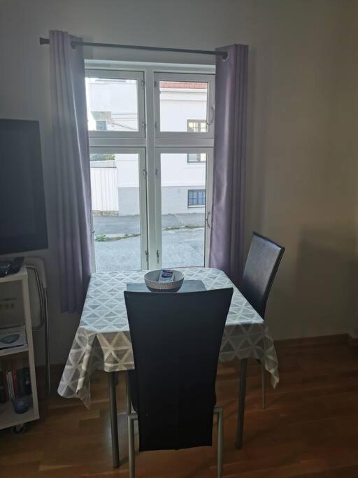 Nice 1-Bedroom Apartment In Heart Of The City Stavanger Eksteriør bilde