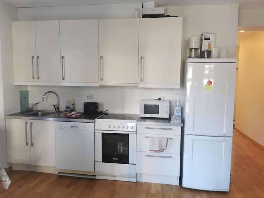 Nice 1-Bedroom Apartment In Heart Of The City Stavanger Eksteriør bilde