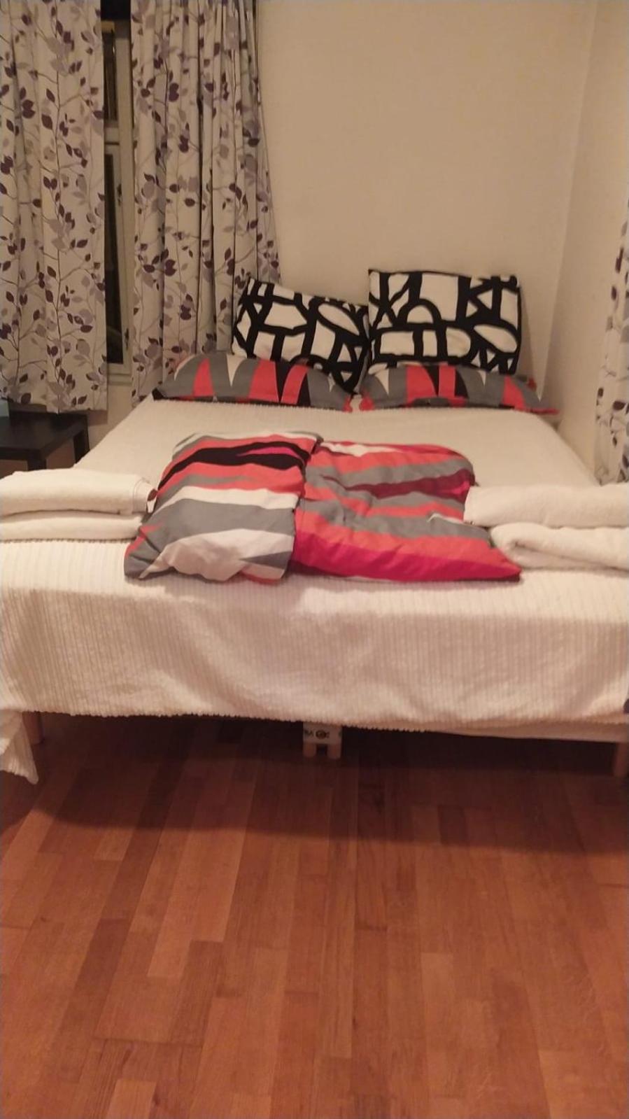 Nice 1-Bedroom Apartment In Heart Of The City Stavanger Eksteriør bilde